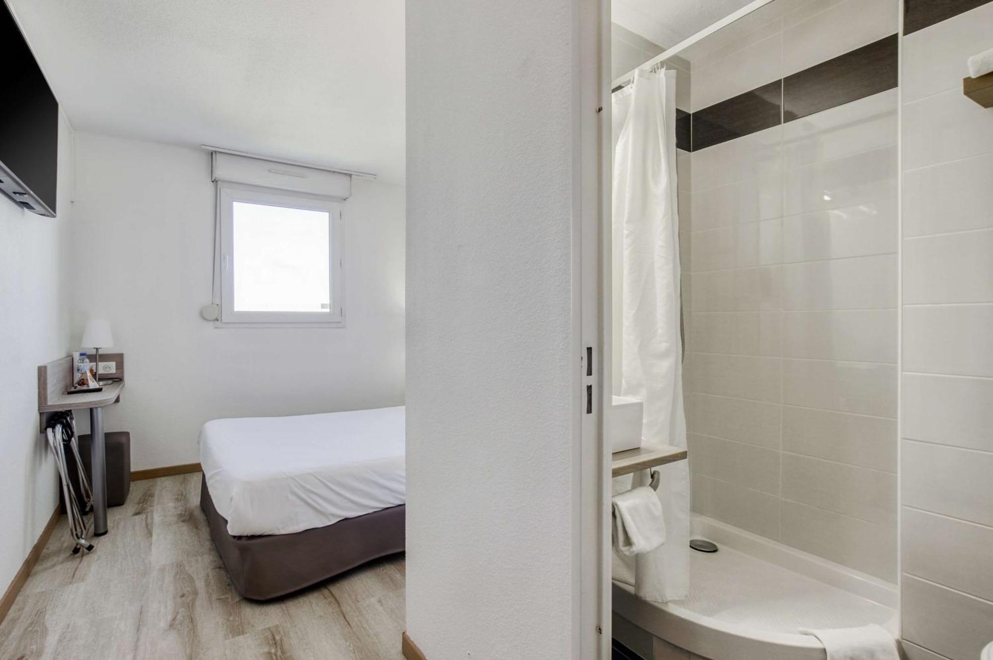 Brit Hotel Clermont-lʼHérault エクステリア 写真